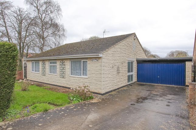 Thumbnail Detached bungalow for sale in Bretch Hill, Banbury
