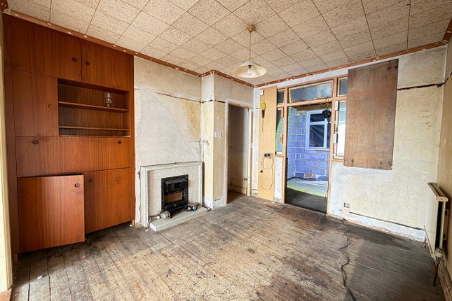 43, Fairholme Road, Ashford photo 4