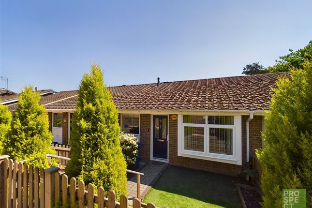 Thumbnail Bungalow for sale in Madingley, Bracknell, Berkshire