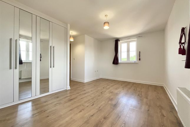 14, Loop Road, Bristol photo 4