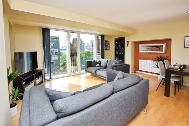 F21 Saxton,, The Avenue, West Yorkshire photo 4