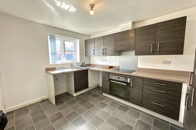 33, Shearwater Road, Walsall photo 2