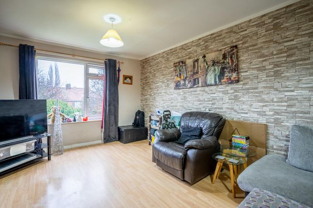 Flat for sale in Lindsey Avenue, York