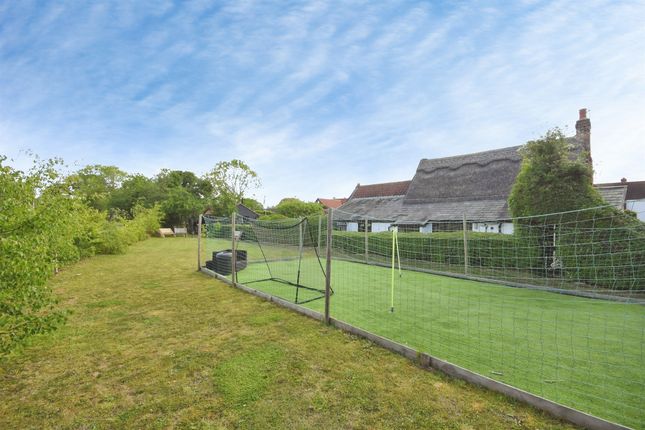 1, Hedingham Road, Halstead photo 4