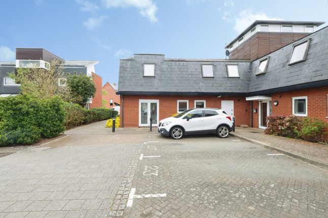 23, Addenbrookes Road, Newport Pagnell photo 4