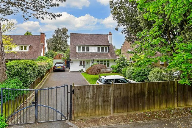 Thumbnail Property for sale in Staunton Avenue, Hayling Island, Hampshire
