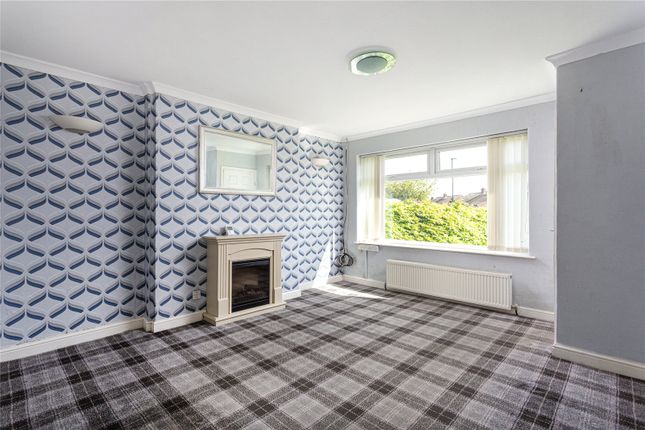 28, Woodland Way, York photo 3