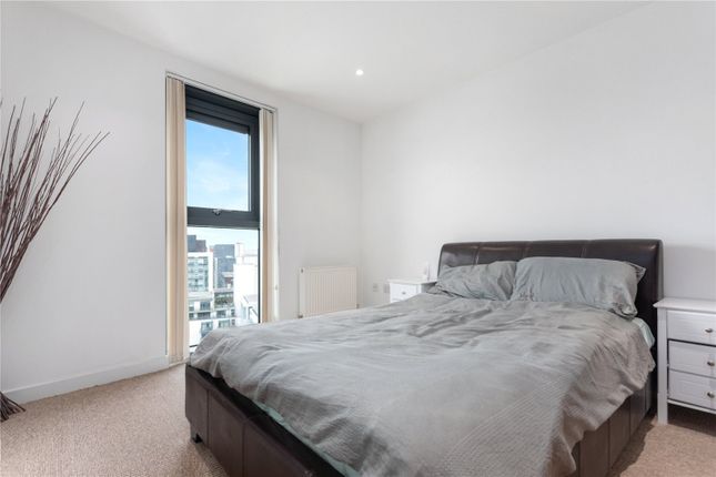 Flat for sale in 14/2, Meadowside Quay Square, Glasgow Harbour, Glasgow