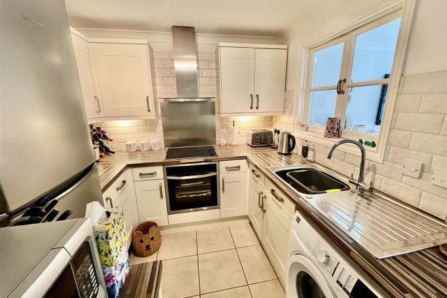 Flat for sale in Nore Road, Portishead, Bristol