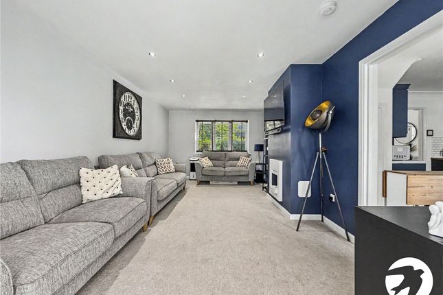 12, Warren Wood Road, Kent photo 4
