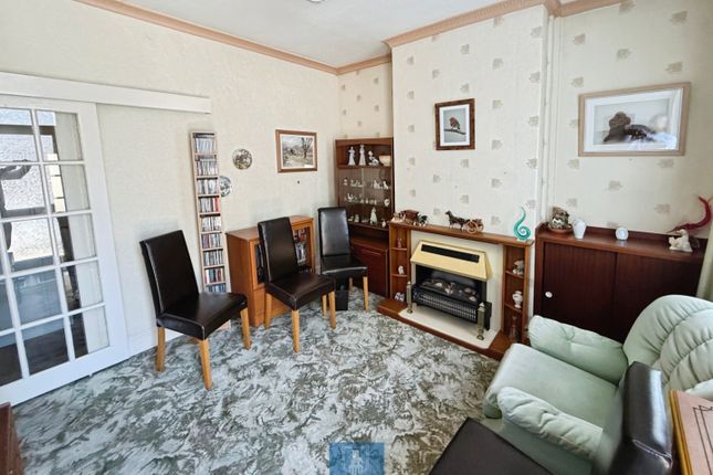 198, Widdrington Road, Coventry photo 2