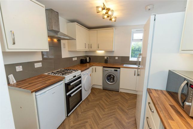 Room 3, 31, West Brampton, Staffordshire photo 4