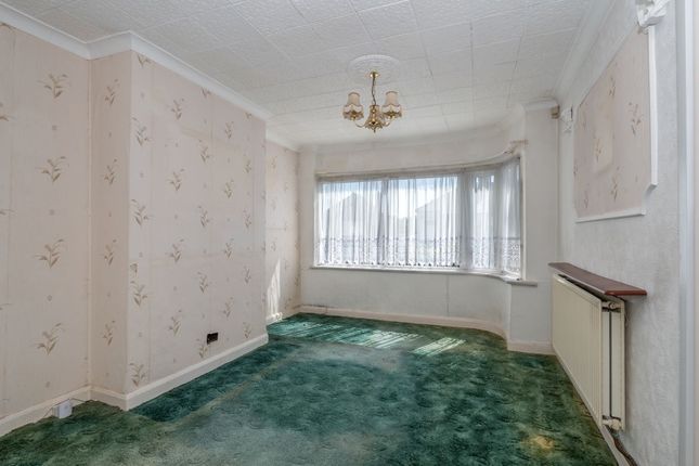 8, Glenfern Road, Wolverhampton photo 4