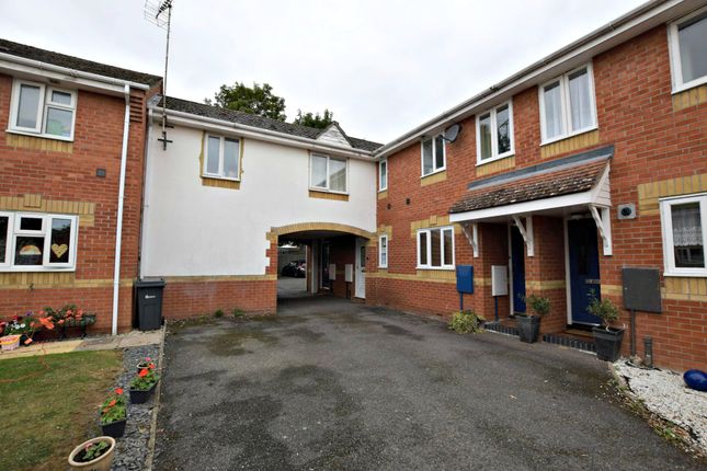 Thumbnail Maisonette to rent in Epping Way, Witham