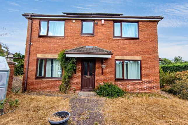 4-bed detached on 1a, Priorslee Road, Telford, £205,000