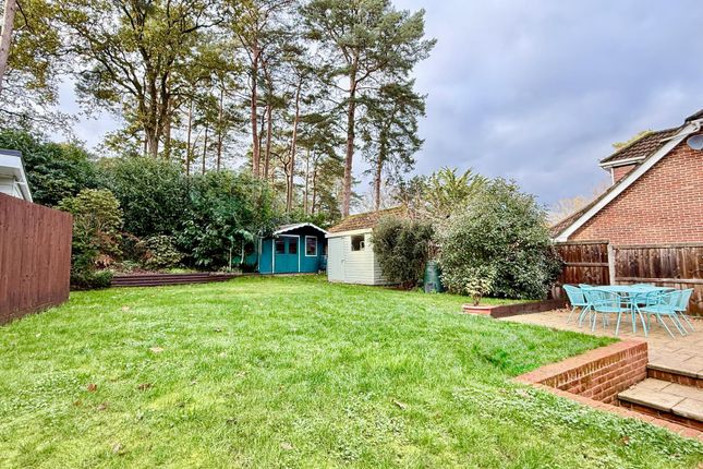 10 Coppice Close, St. Ives, Ringwood photo 5