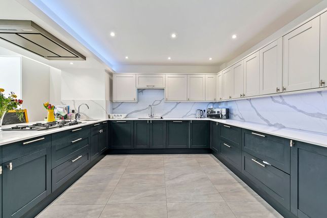 Terraced house for sale in Langham Gardens, Richmond