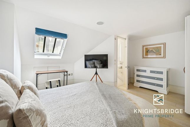 20 Adams Row (18).Jpg