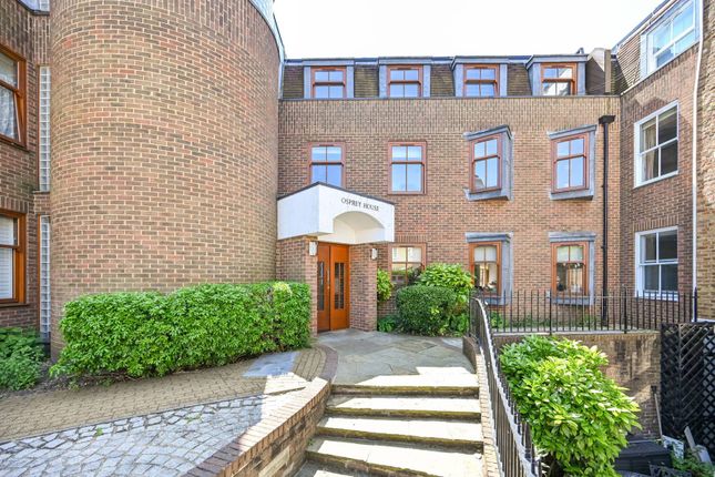 Flat to rent in Lower Square, Old Isleworth, Isleworth