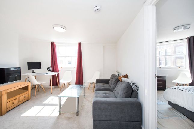 Flat to rent in Conway Street, Fitzrovia, London