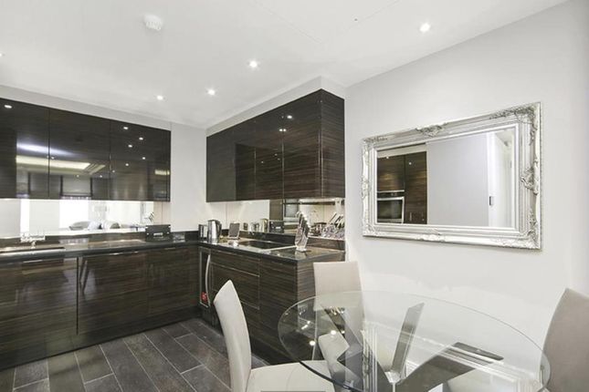 Flat 32 Chantrey House, 4, Eccleston Street, London photo 3