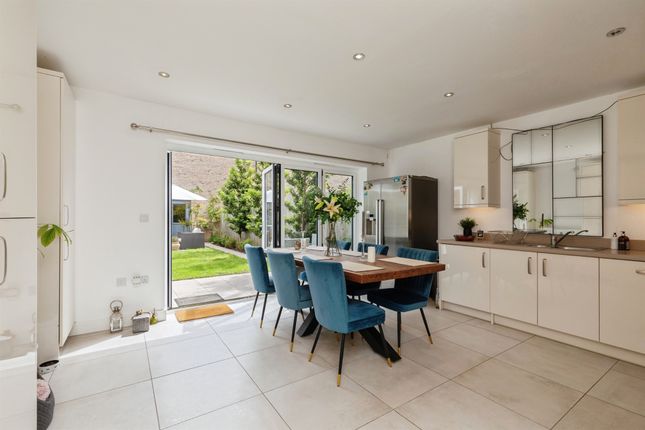 42, Mulberry Way, Bath photo 4