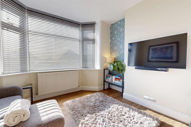 3, Hillbourne Road, Weymouth photo 3
