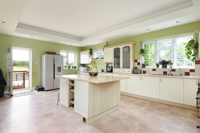 Honeywood House, Charing, Kent photo 4