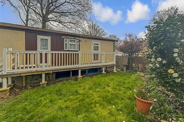 Mobile/park home for sale in London Road, West Kingsdown, Sevenoaks, Kent