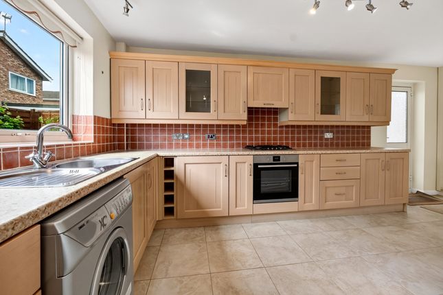 38 Ecroyd Park, Hereford photo 4