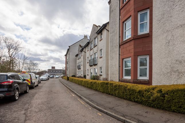 24, Upper Mill Street, Blairgowrie photo 3