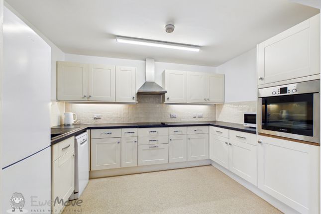 15, Barton Mews Short Lane, Burton-on-Trent photo 2