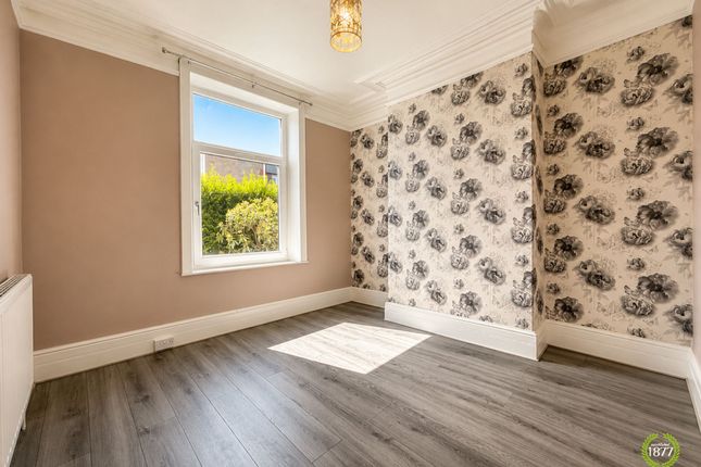 4 Adelaide Street, Accrington photo 2
