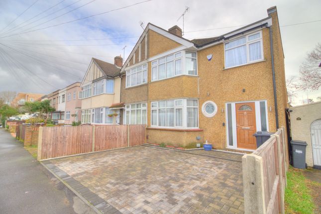 Thumbnail End terrace house for sale in Fernside Ave, Hanworth, Hanworth