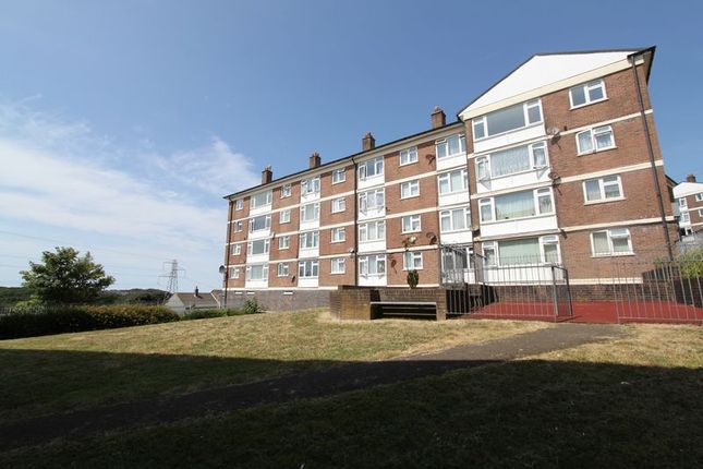 Ipswich Close Whitleigh Plymouth Pl5 1 Bedroom Flat For