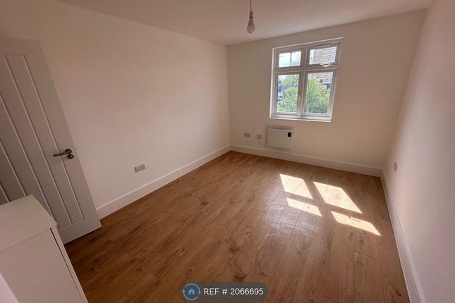 Thumbnail Flat to rent in Truro Road, London