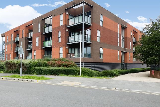 Thumbnail Flat for sale in Usk Way, Newport