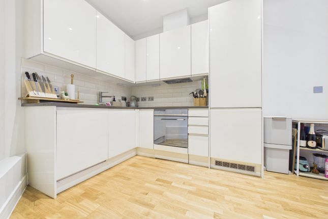 Flat 7, Wyvern House, 25, Maybury Close, Camberley photo 4