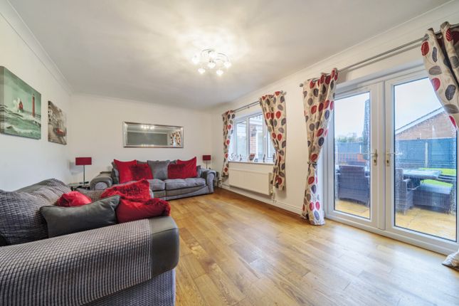 21, Sandcliffe Road, Grantham photo 3