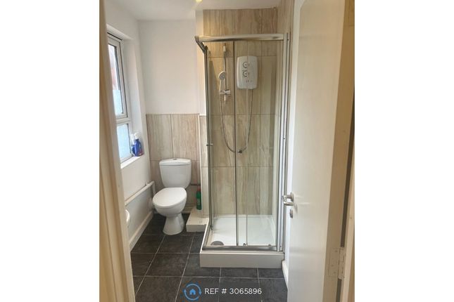 Flat, The Wells Road, Nottingham photo 5