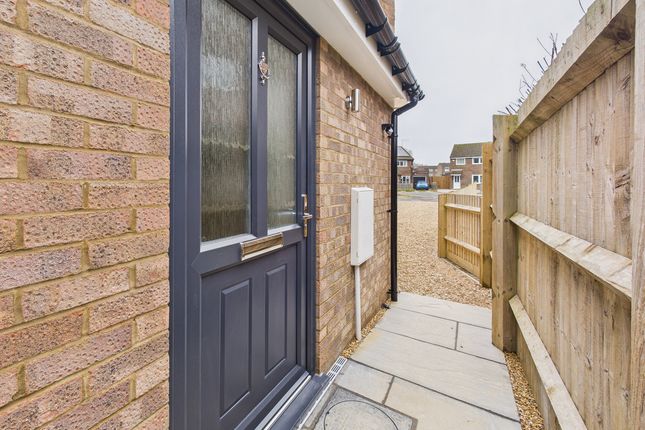29a, Isenburg Way, Hemel Hempstead photo 4