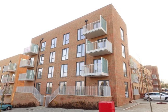2 bed flat to rent in Henrietta Way, Campbell Park, Central Milton Keynes MK9