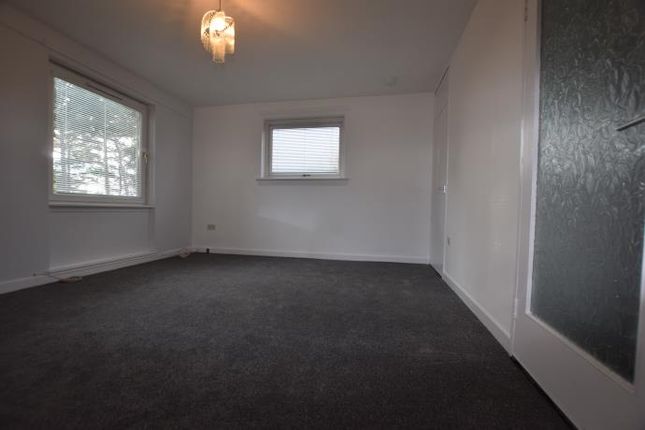 16 DOCHART TERRACE DUNDEE DD2, Dundee photo 3