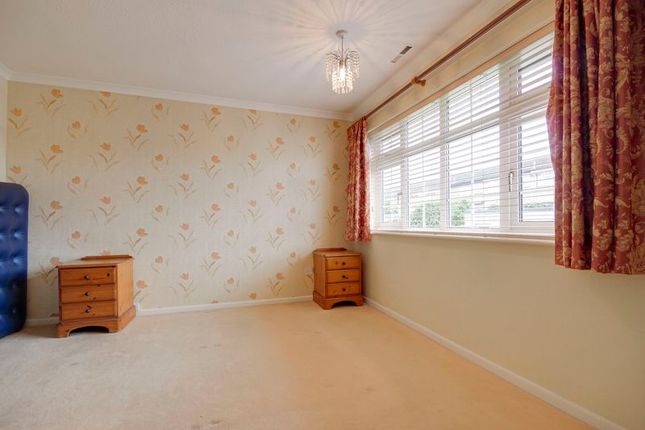 Property for sale in Smarts Green, Cheshunt, Waltham Cross