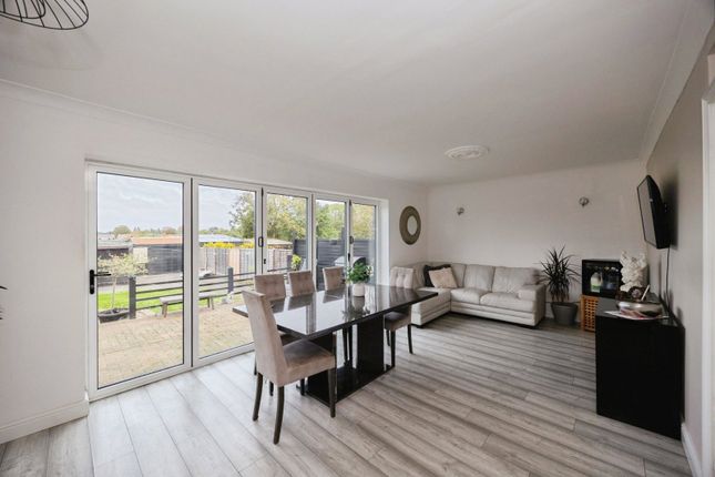 4-bed bungalow on 39, Frances Road, Waterlooville, £425,000