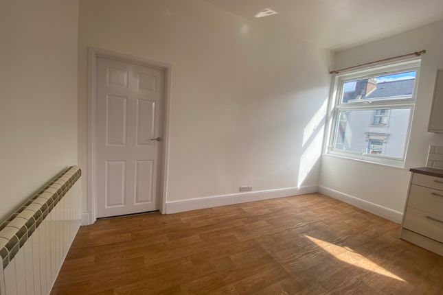 Flat 2, 27-29 Onslow Road, Onslow Road, Southampton, Hampshire, SO14, Southampton photo 5