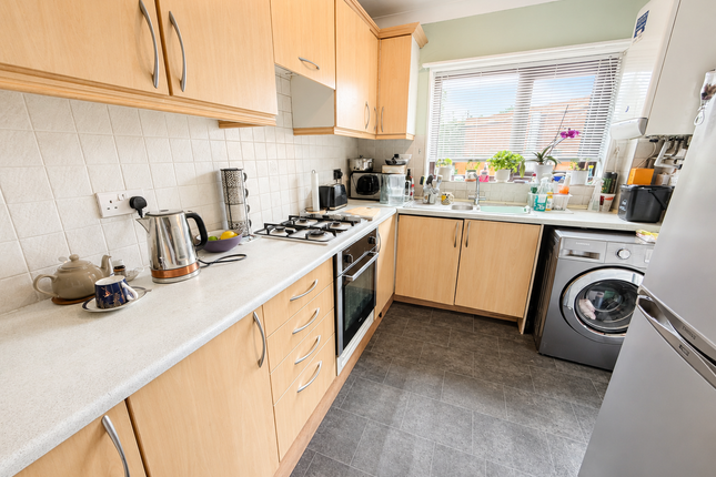 173, Saltwells Road, Dudley photo 2