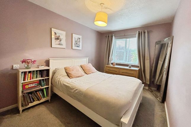 19 Clos Onnen, Port Talbot photo 4