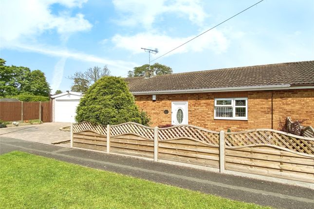 Thumbnail Bungalow for sale in Oakroyd Crescent, Nuneaton, Warwickshire