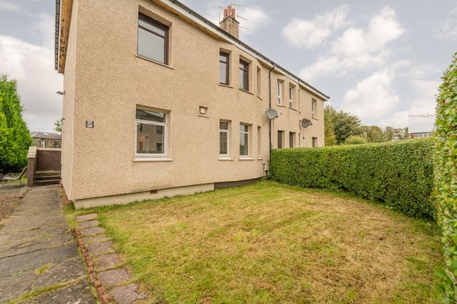 Thumbnail Flat to rent in Brabloch Crescent, Paisley, Renfrewshire